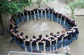 瑞馬壁掛爐的優(yōu)秀專(zhuān)業(yè)團(tuán)隊(duì)，是加盟代理商的重要發(fā)展基石11