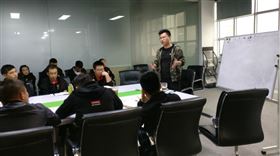 瑞馬壁掛爐廠家增強(qiáng)服務(wù)意識(shí)，提高商務(wù)技巧