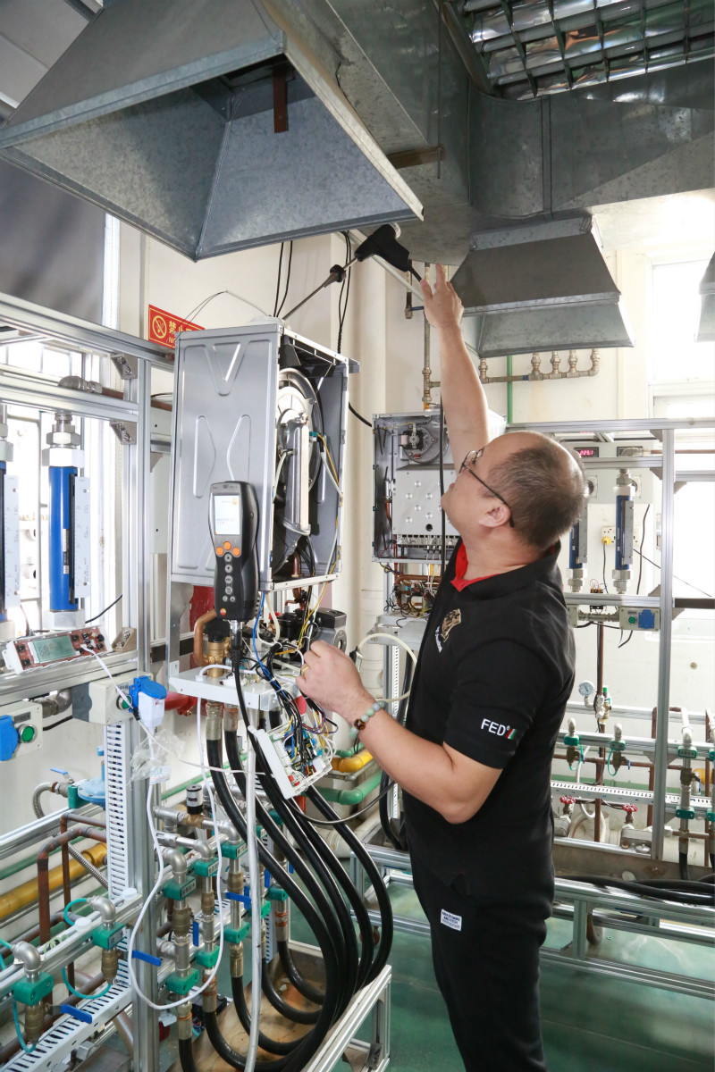 【瑞馬人物專訪】周劍鋒：寶劍鋒從磨礪出，梅花香自苦寒來