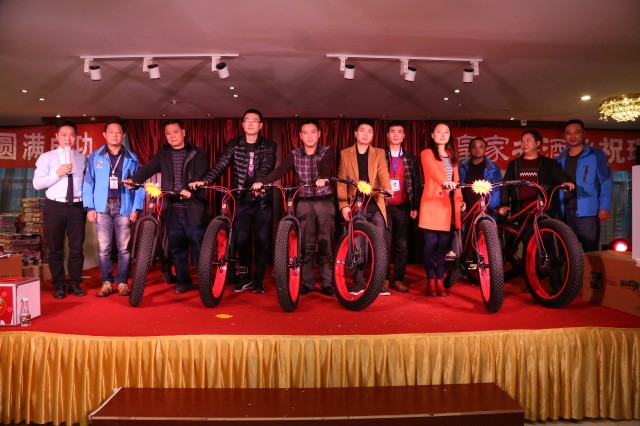 瑞馬壁掛爐貴州遵義加盟商2015活動(dòng)現(xiàn)場(chǎng)